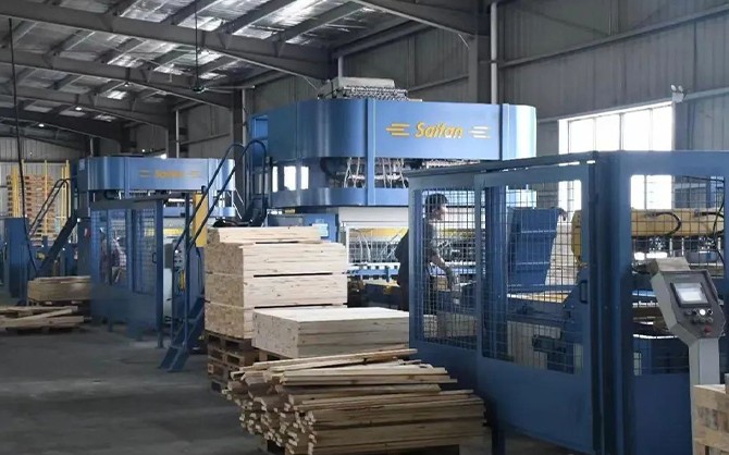 福建國林木材產業園操作圖片